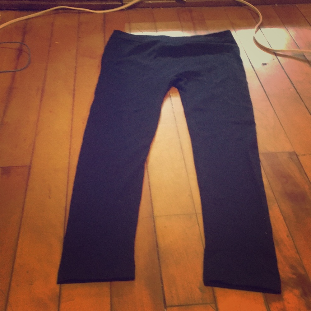 Black leggings size XL
